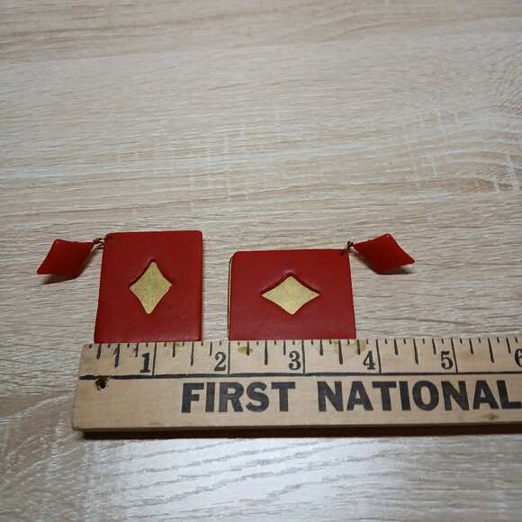 Large Red & Gold Tone Plastic Book Stud Earrings Vintage Jewelry #91 - Picture 4 of 11